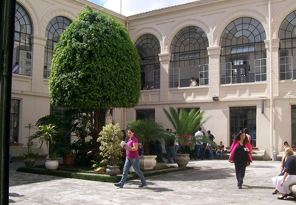 Complexo Educacional Damásio de Jesus