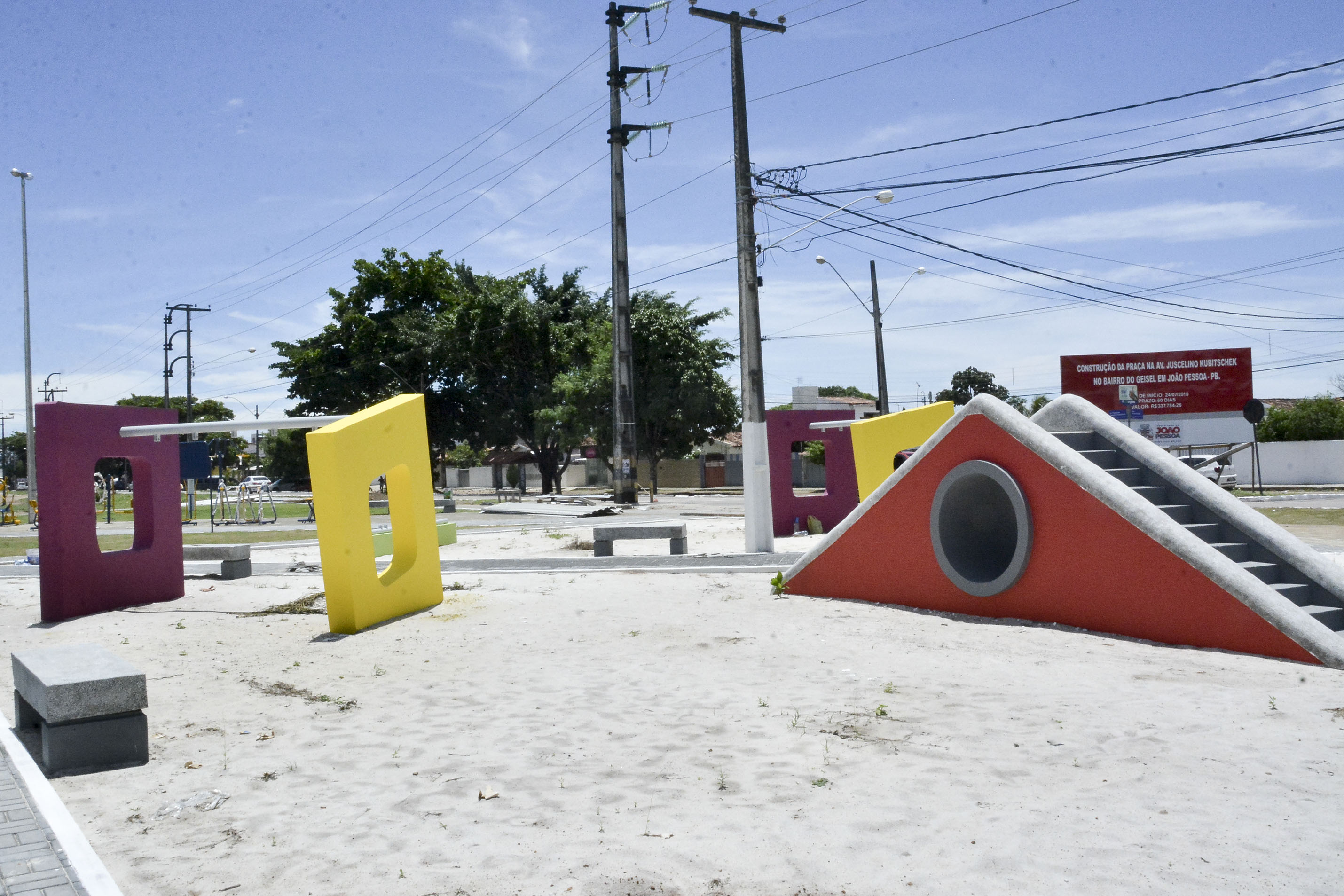 Praça Engenheiro Solon de Lucena